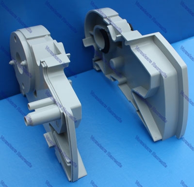 Thule LH+RH Endplate Assy 6200 Ano-1500602608